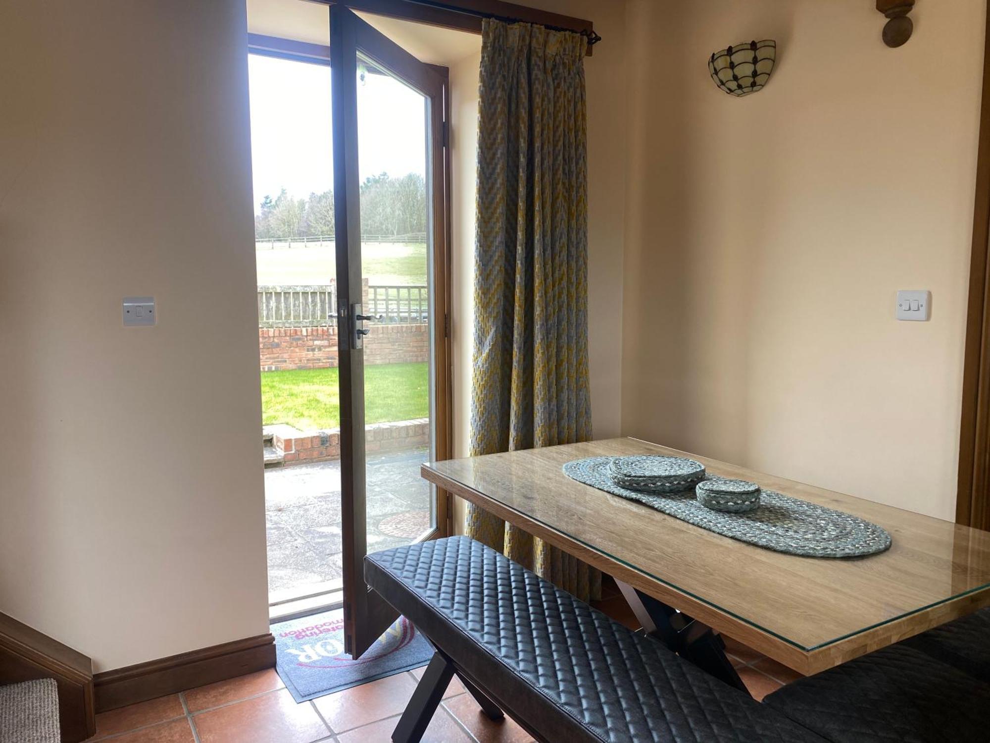 Stable Cottage สการ์โบโรห์ ภายนอก รูปภาพ